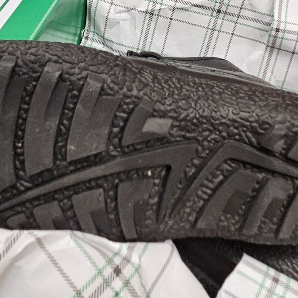 Boots - Picture 3 of 4